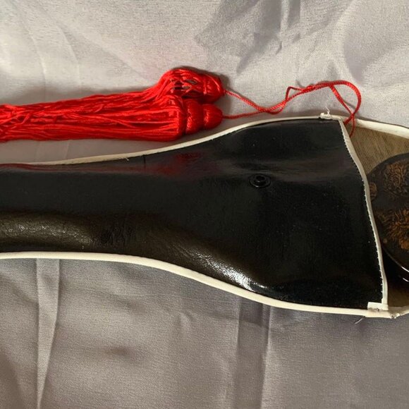 Collapsible display sword with carrying pouch - Picture 4 of 6